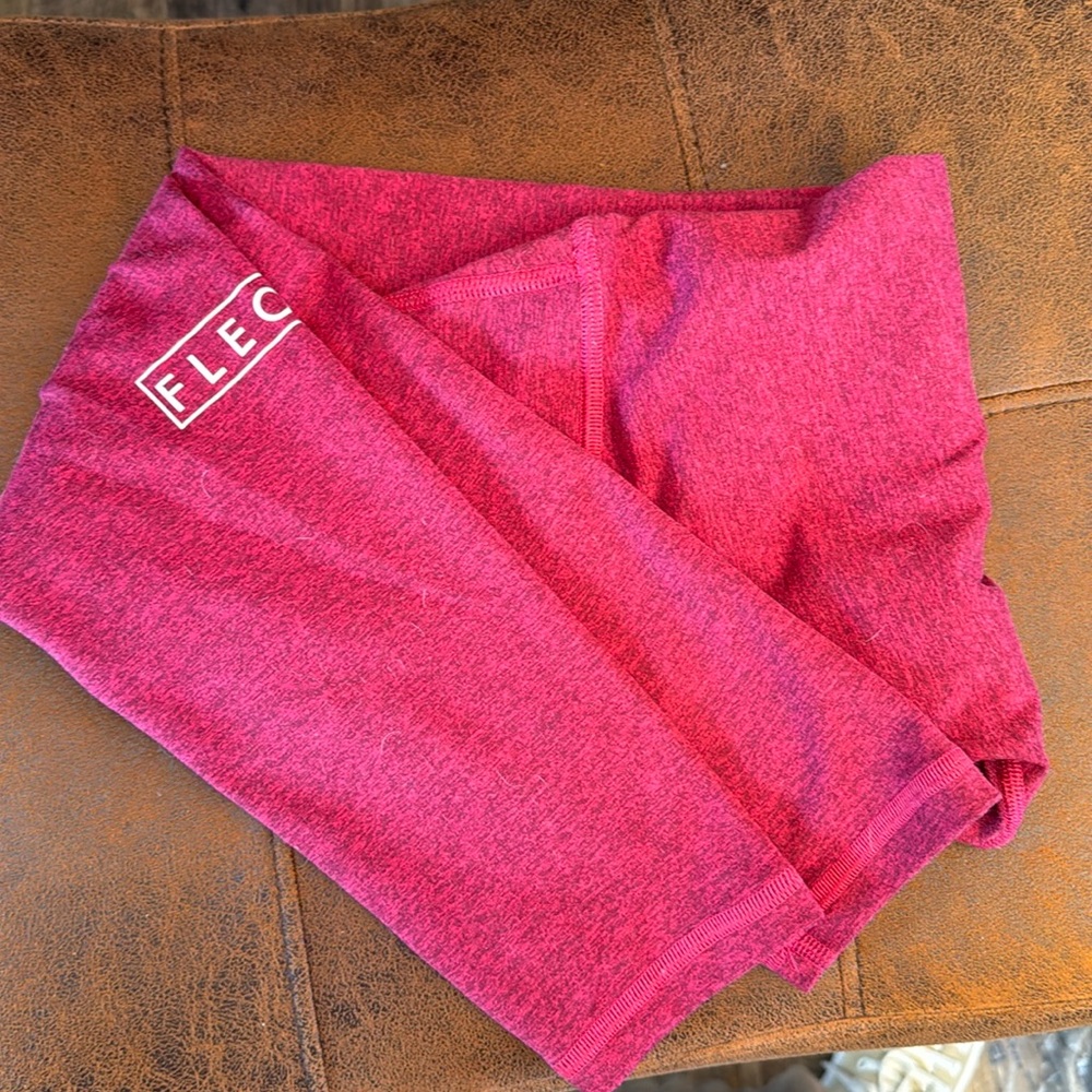 Like New Fleo Bounce Leggings 25” size small worn one time